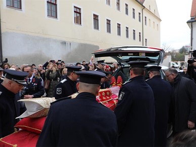 /A/2025/11/Prijenos relikvija/[UŽIVO] Prijenos relikvija bl. Alojzija Stepinca u Krašić (15).JPG